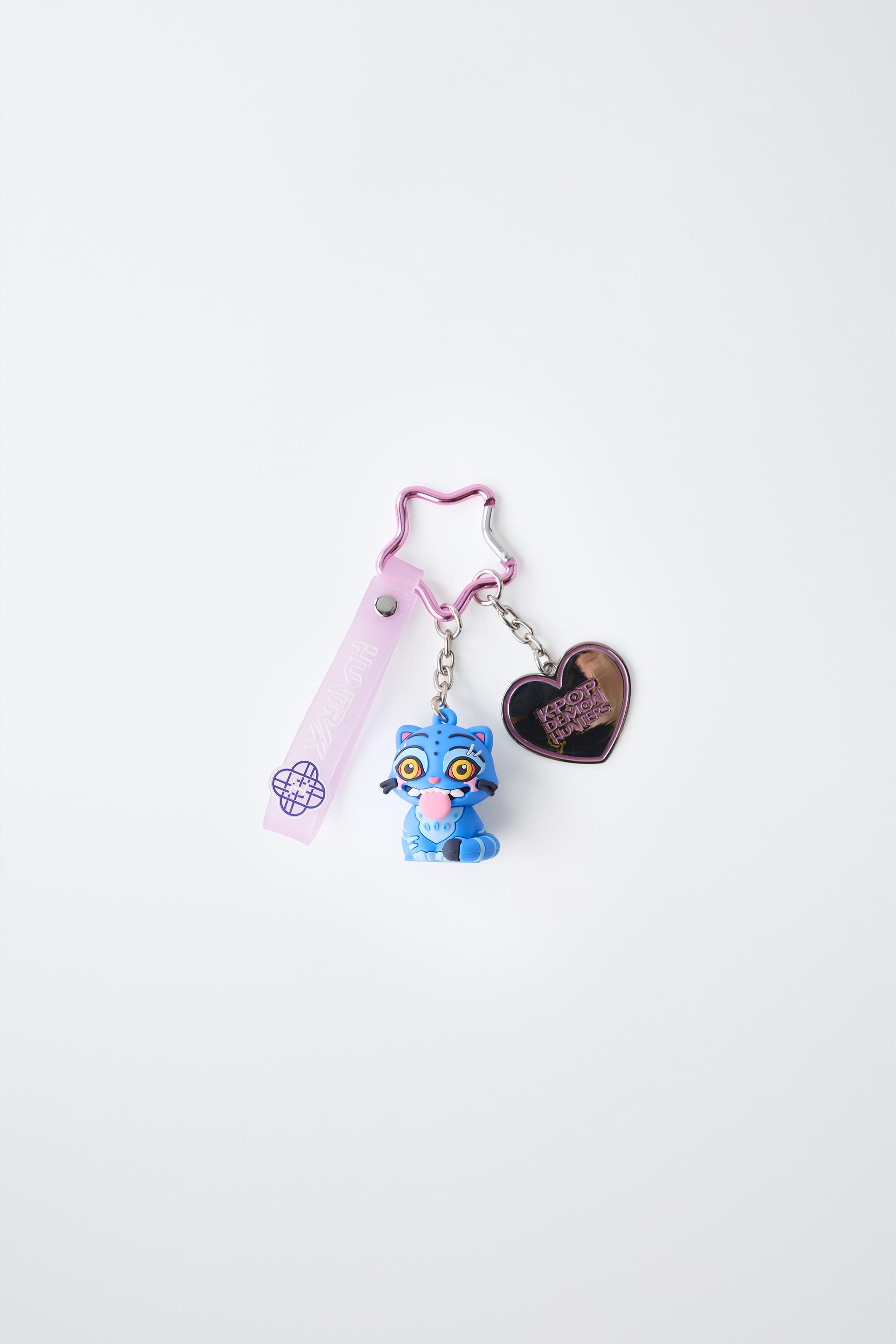DERPY KPOP DEMON HUNTERS™ NETFLIX © KEYCHAIN — Blue