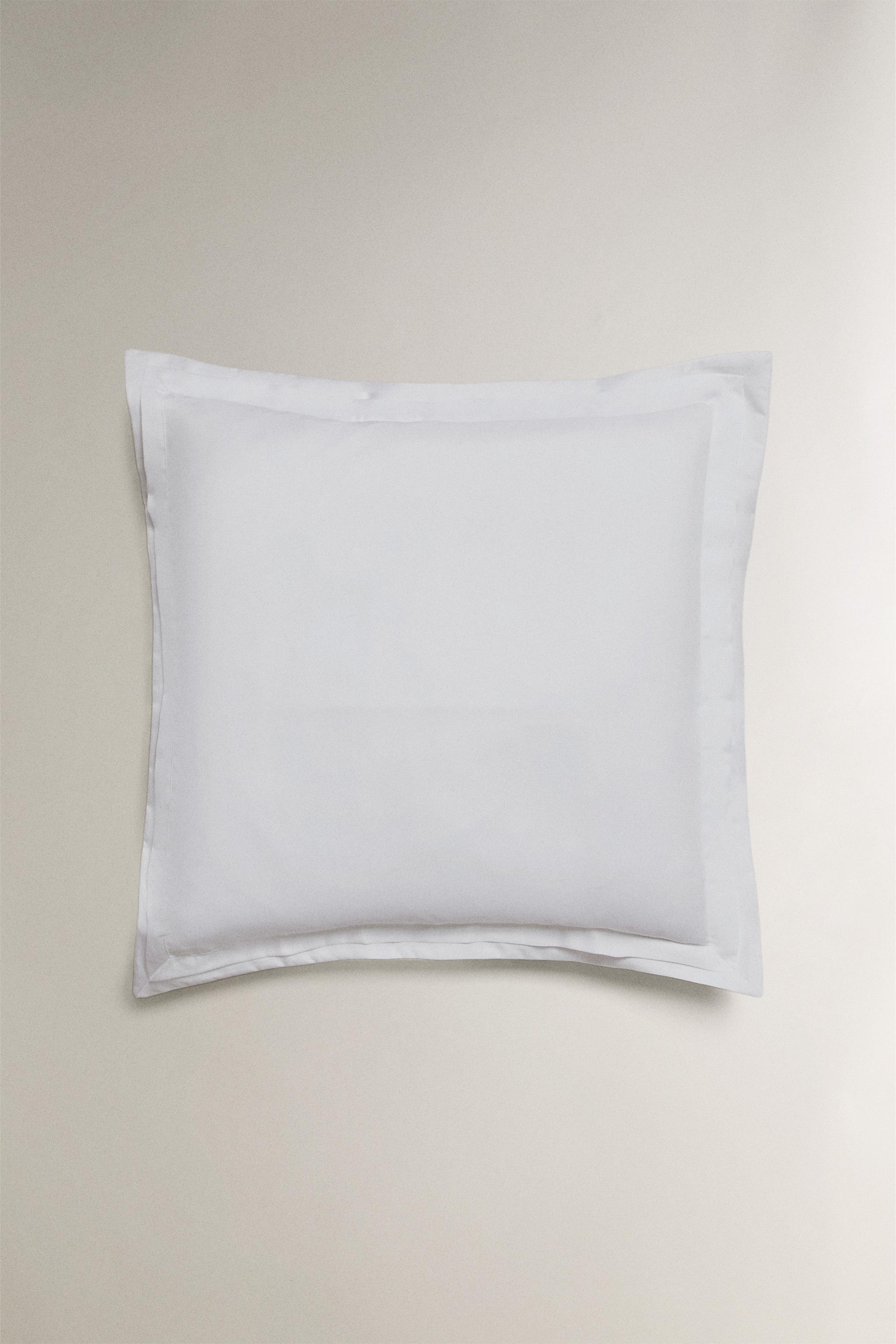 PLEATED SATEEN PILLOWCASE (1000 THREAD COUNT) — White