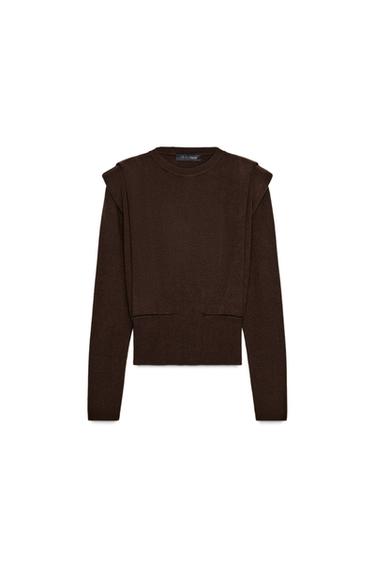 סוודר עם כריות כתפיים - חום של Zara