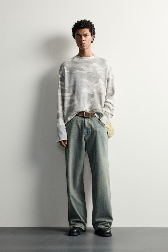 Zara ABSTRACT PRINT WAFFLE-TEXTURE SWEATSHIRT - Grays - Image 0