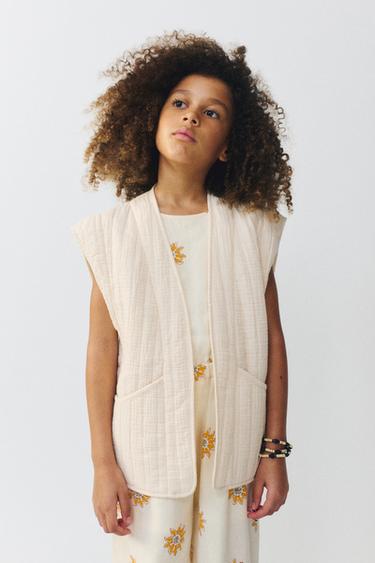 CHALECO ACOLCHADO TEXTURA - Crudo de Zara