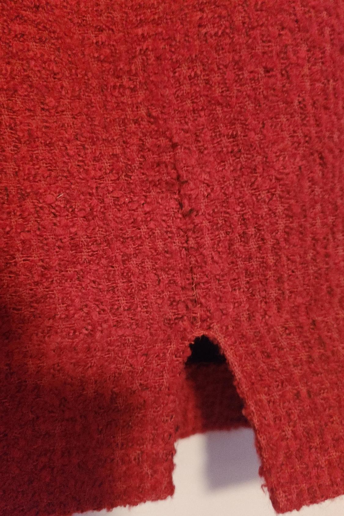 TEXTURED SKIRT WITH VENT - Image 2