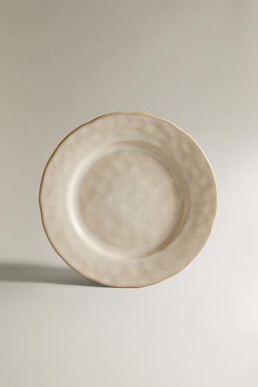 STONEWARE DINNER PLATE WITH IRREGULAR EDGE - Cream by Zara