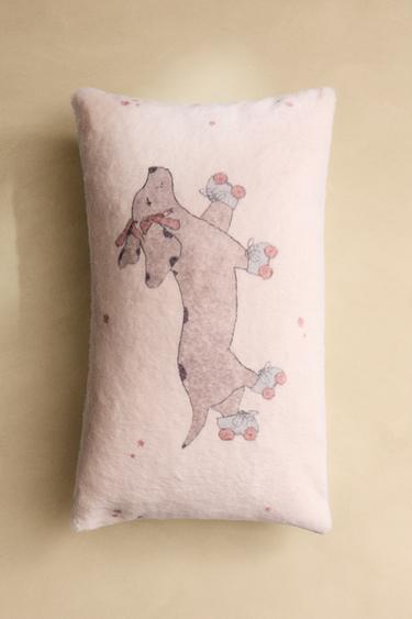 CHILDREN'S SKATER DOG CUSHION - Pastel pink by Zara