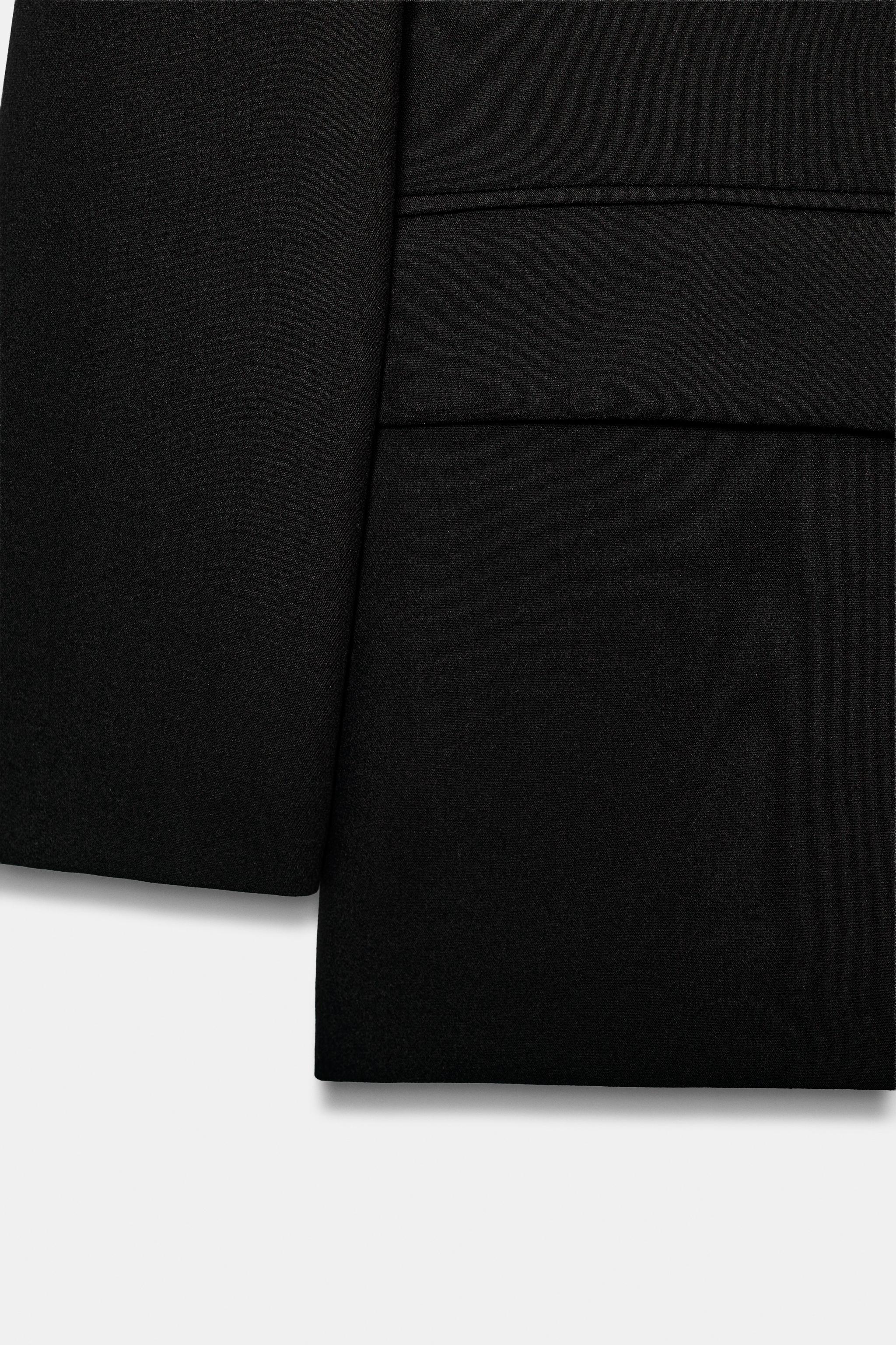 OVERSIZED DOUBLE-BREASTED BLAZER