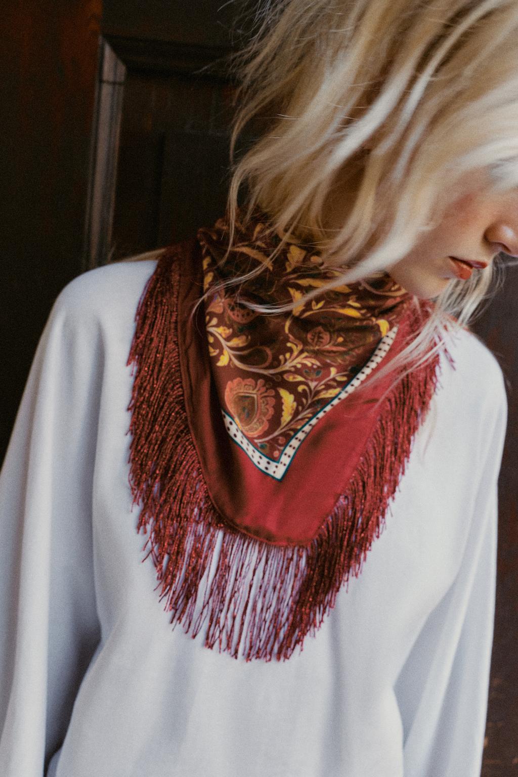 FLORAL PRINT SILK BLEND FRINGED SCARF