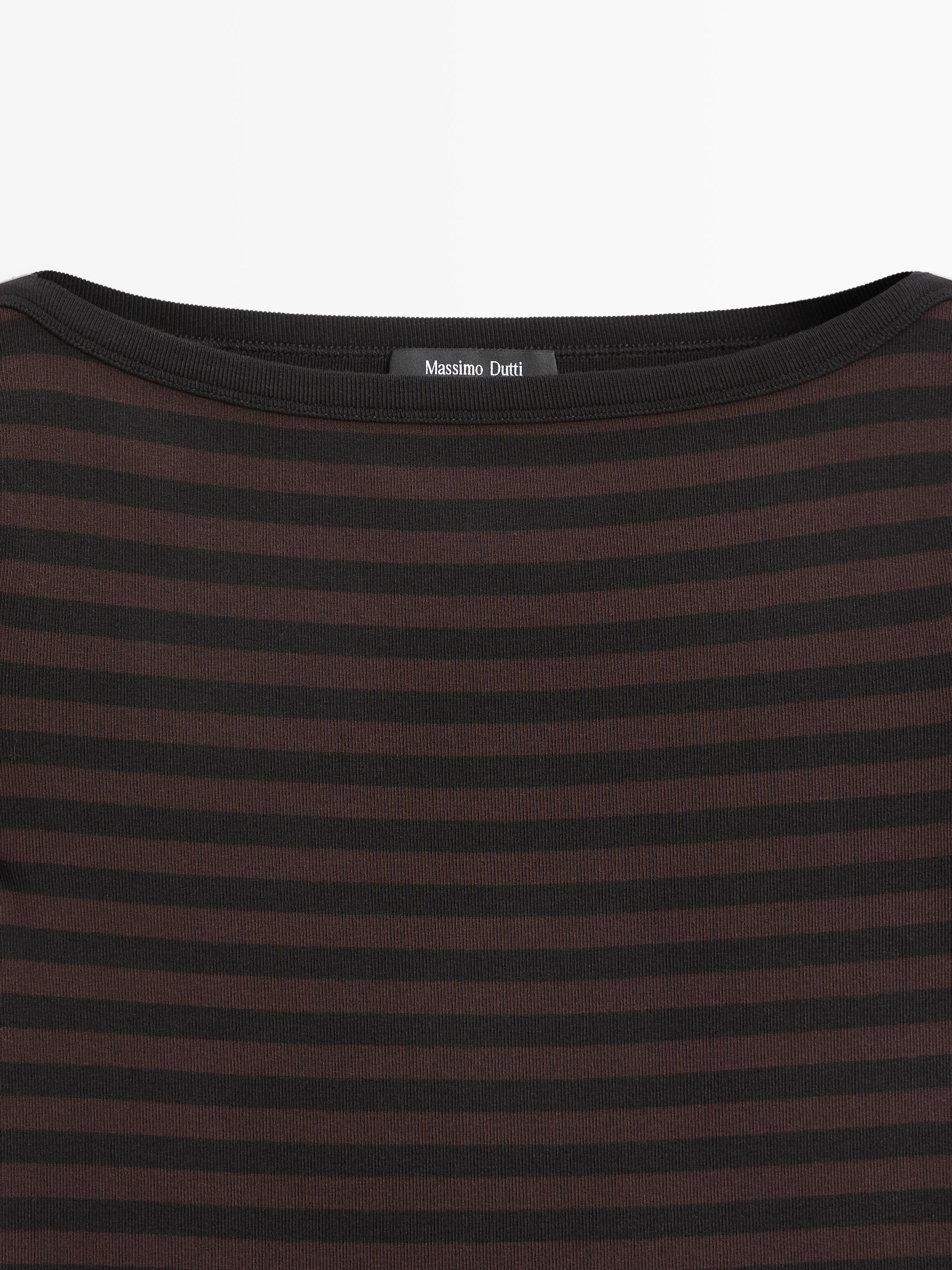 Striped short sleeve boat neck T-shirt