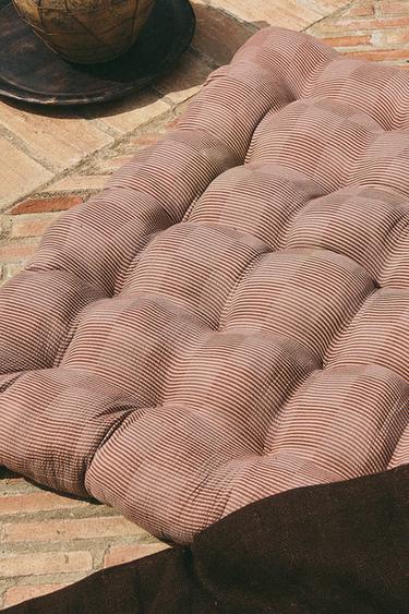 TOPSTITCHED COTTON FLOOR CUSHION - Brown by Zara - Image 5