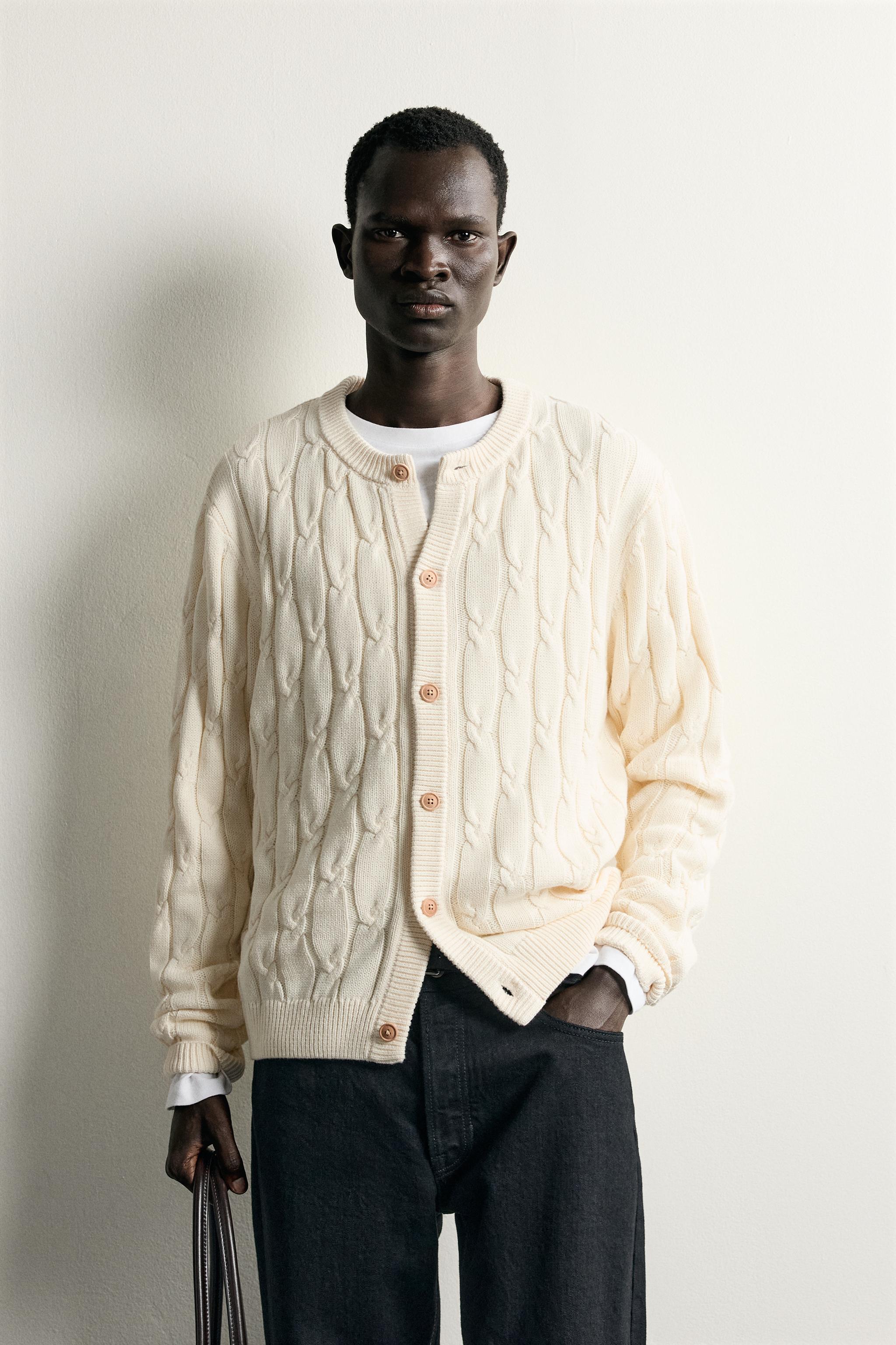 CABLE-KNIT RELAXED FIT CARDIGAN