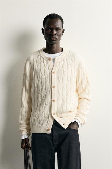 CABLE-KNIT RELAXED FIT CARDIGAN — Ecru 2
