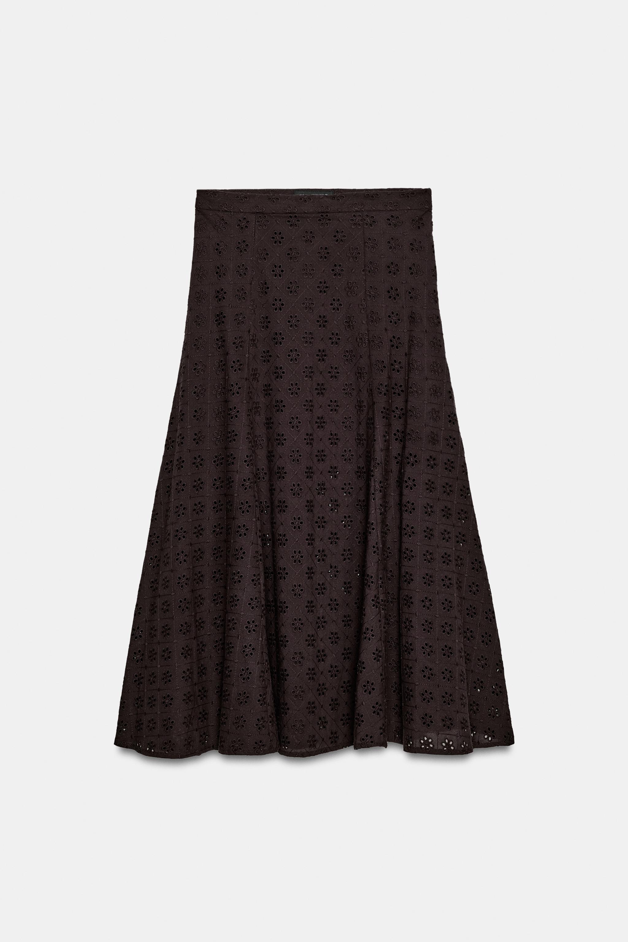 JUPE MI-LONGUE À BRODERIES PERFORÉES