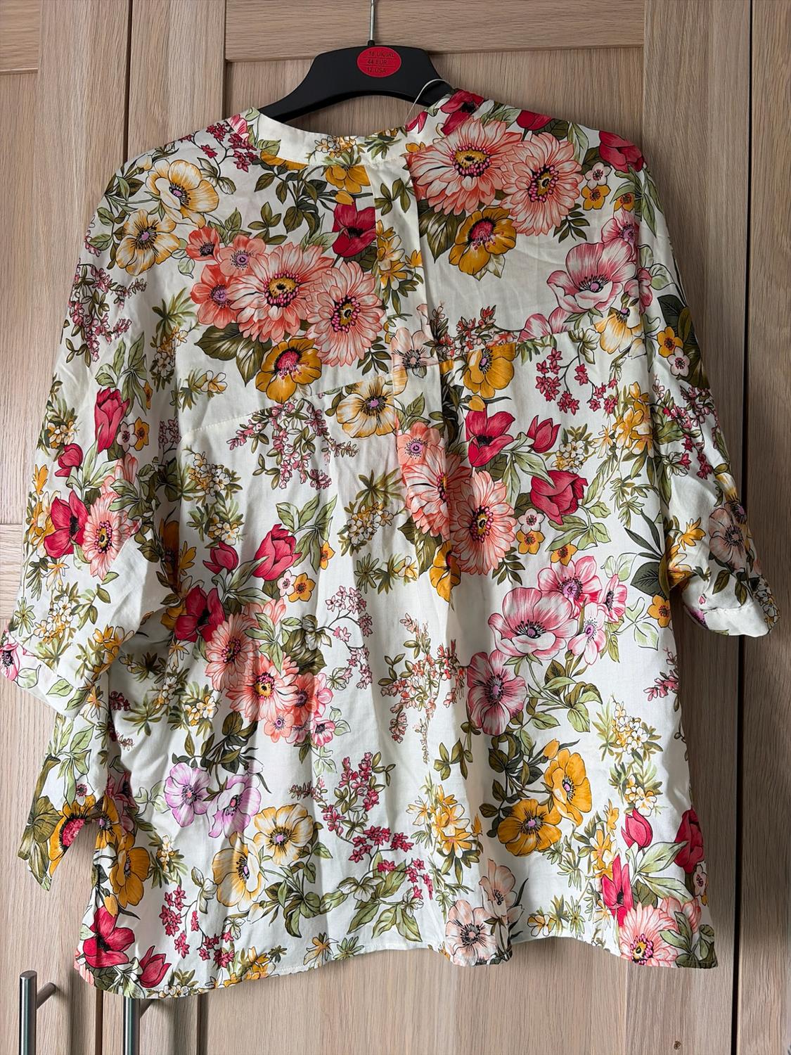 FLOWING FLORAL PRINT BLOUSE - Image 5