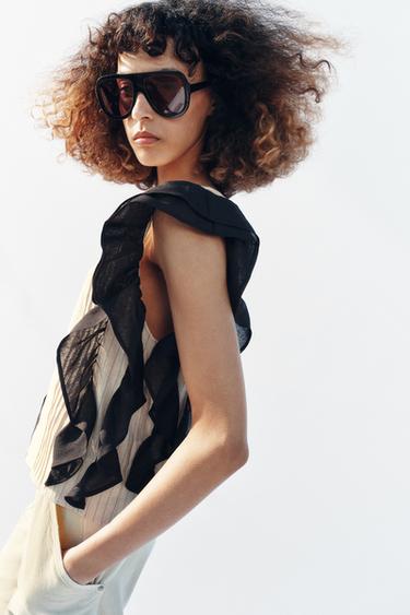 BLOUSE À RAYURES ET VOLANTS - Noir / Écru de Zara - Image 2