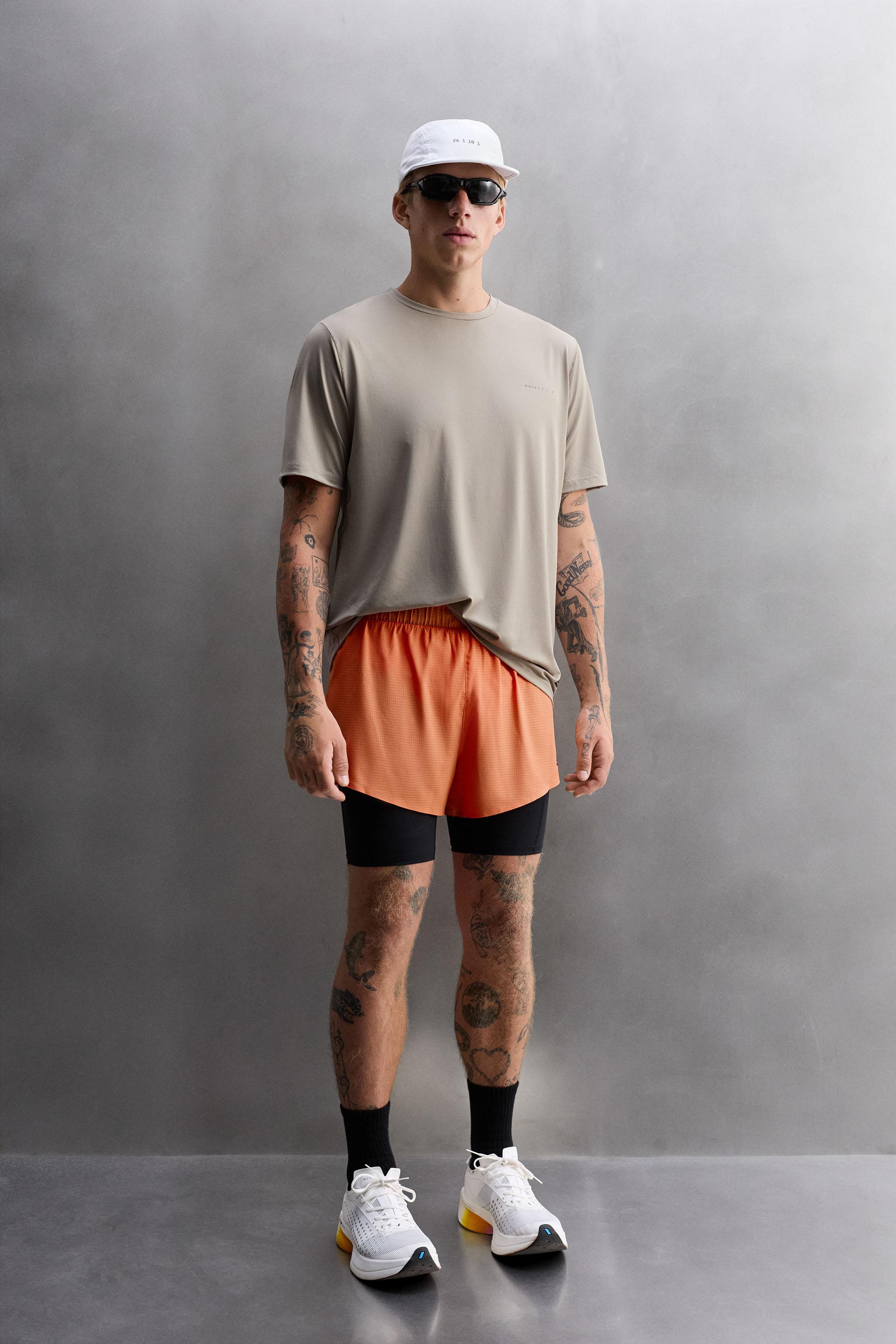 GRAPHIC PRINT TECHNICAL T-SHIRT - Sand | ZARA Canada