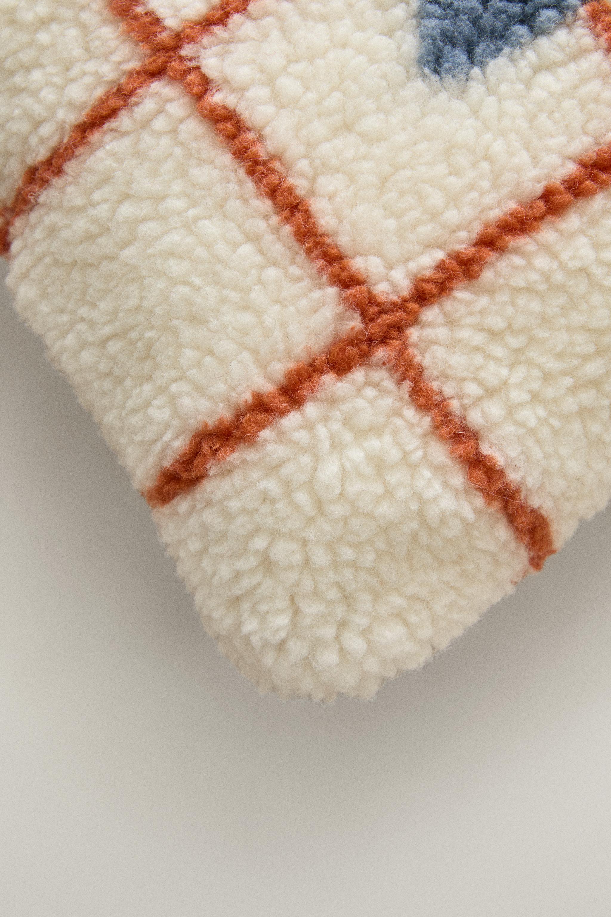CHILDREN'S FAUX SHEARLING CUSHION WITH X — Orange