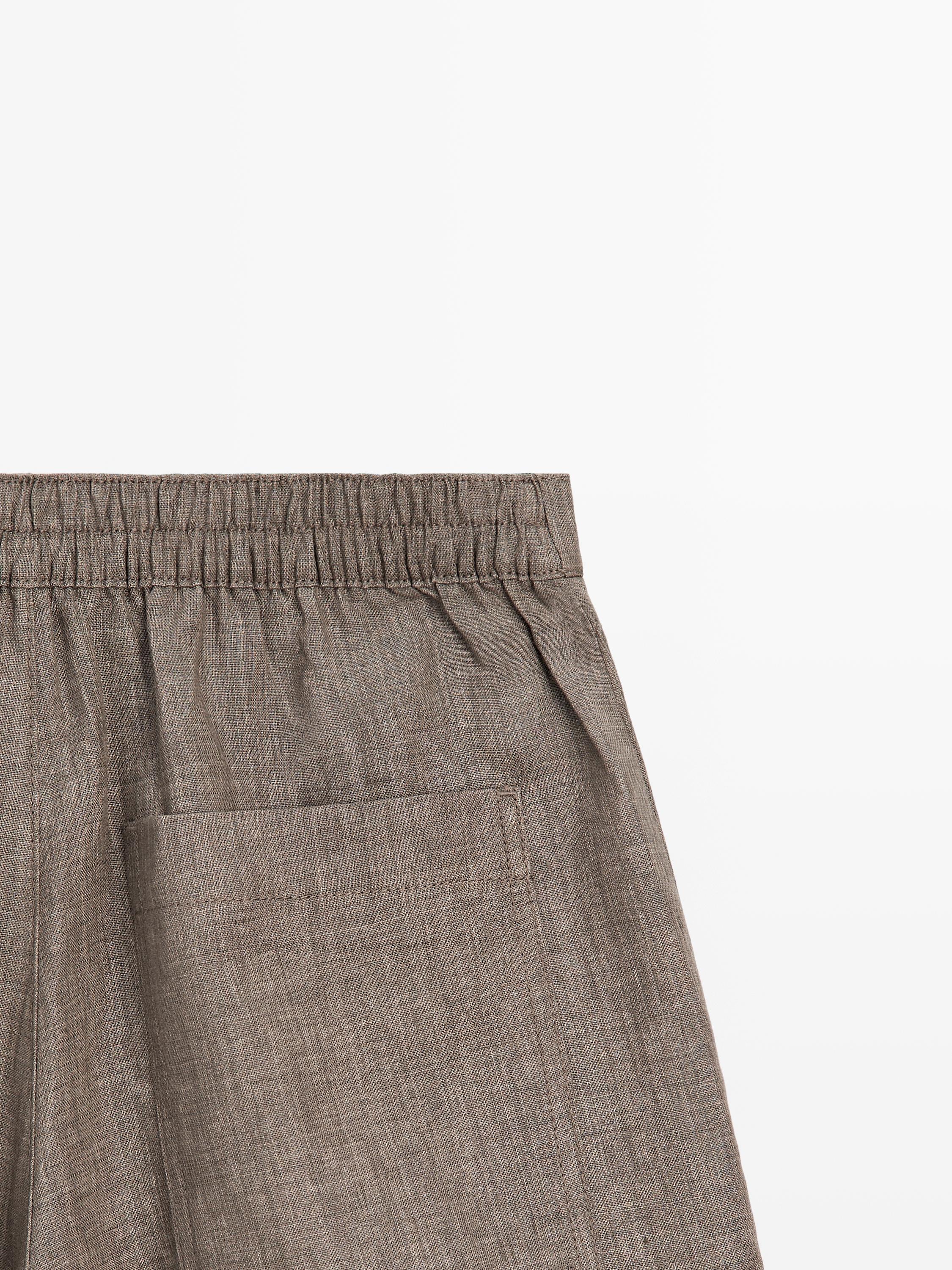 Short linen Bermuda shorts