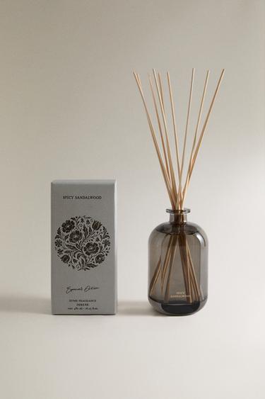 (480 ML) AROMA DIFUZÉR SPICY SANDALWOOD - Šedý jíl od Zara - Obrázek 0