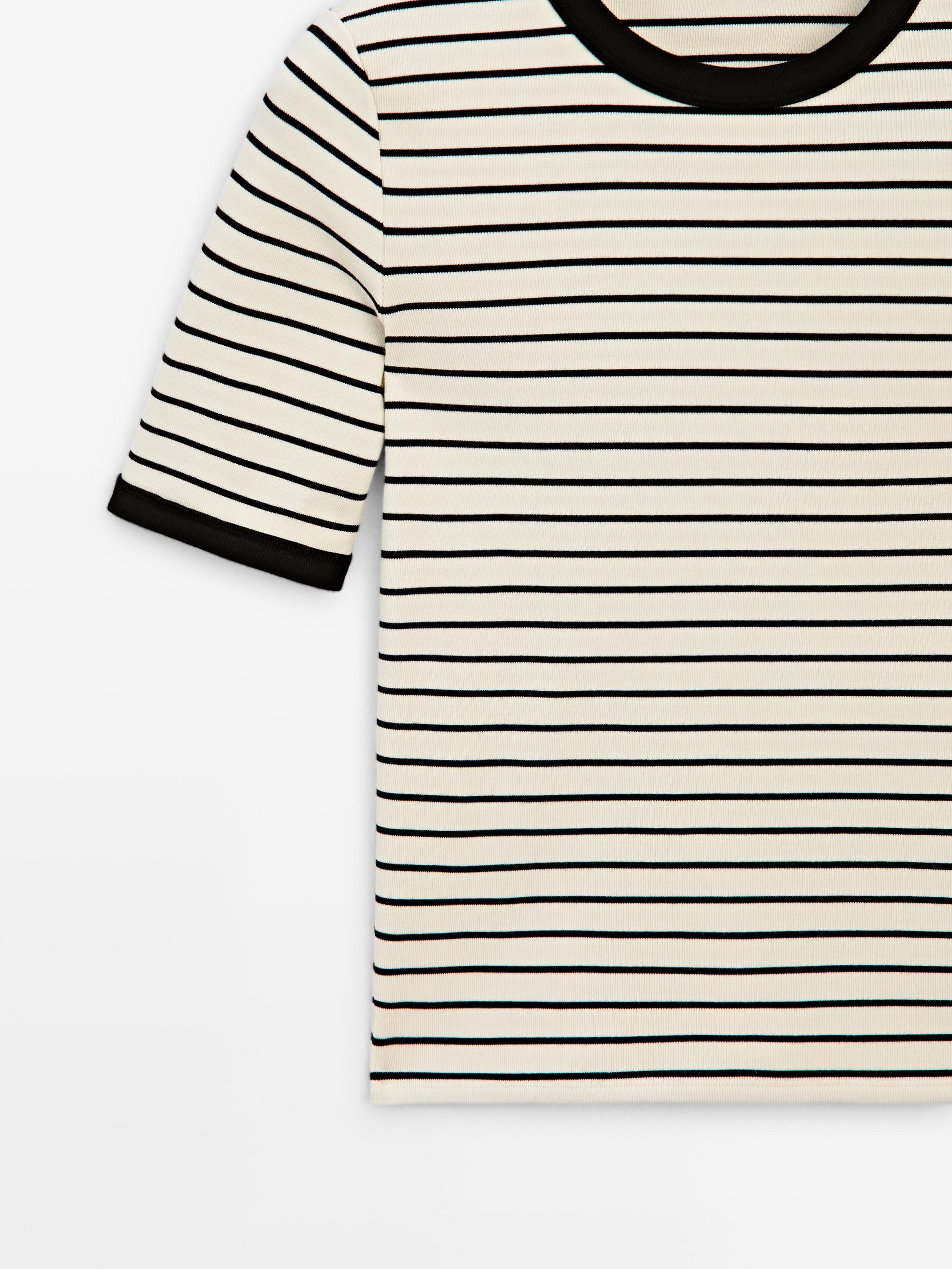 T-shirt à manches courtes rayures contrastantes