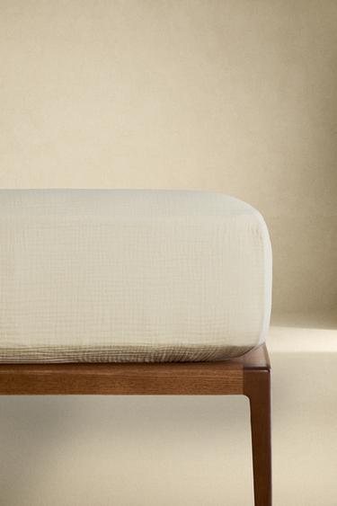 MUSLIN FITTED SHEET - Stone by Zara - Image 0