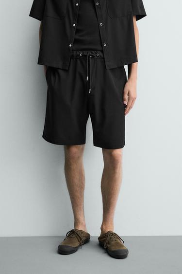RELAXED FIT TECHNICAL BERMUDA SHORTS - Black by Zara
