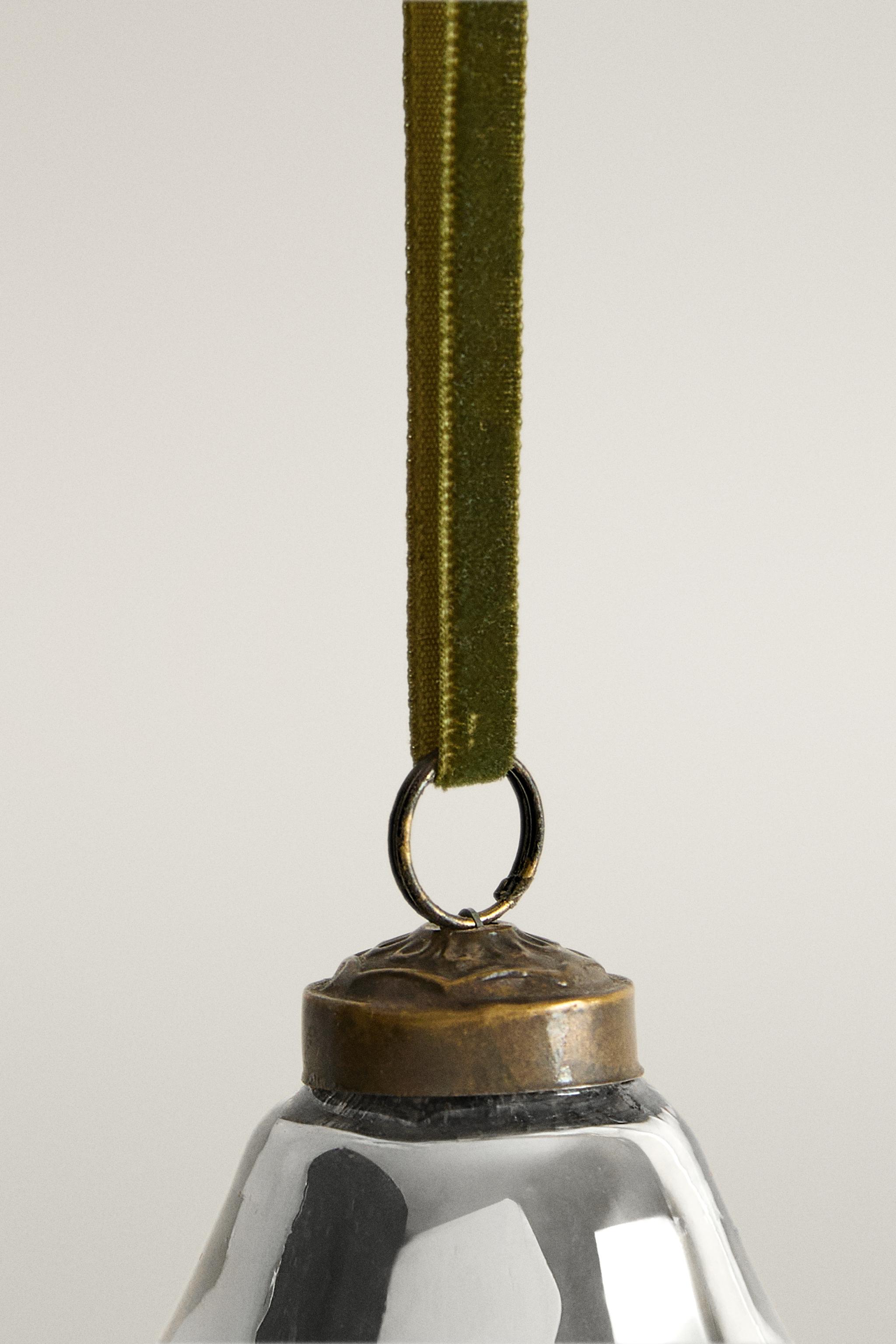 OVAL GLASS CHRISTMAS TREE ORNAMENT