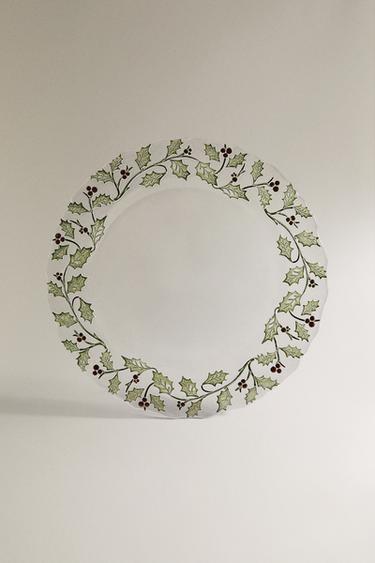 GLASS CHRISTMAS HOLLY LEAF SERVICE PLATE - 990 by Zara
