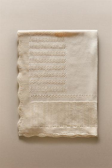 OPENWORK COTTON BABY BLANKET - Ecru by Zara