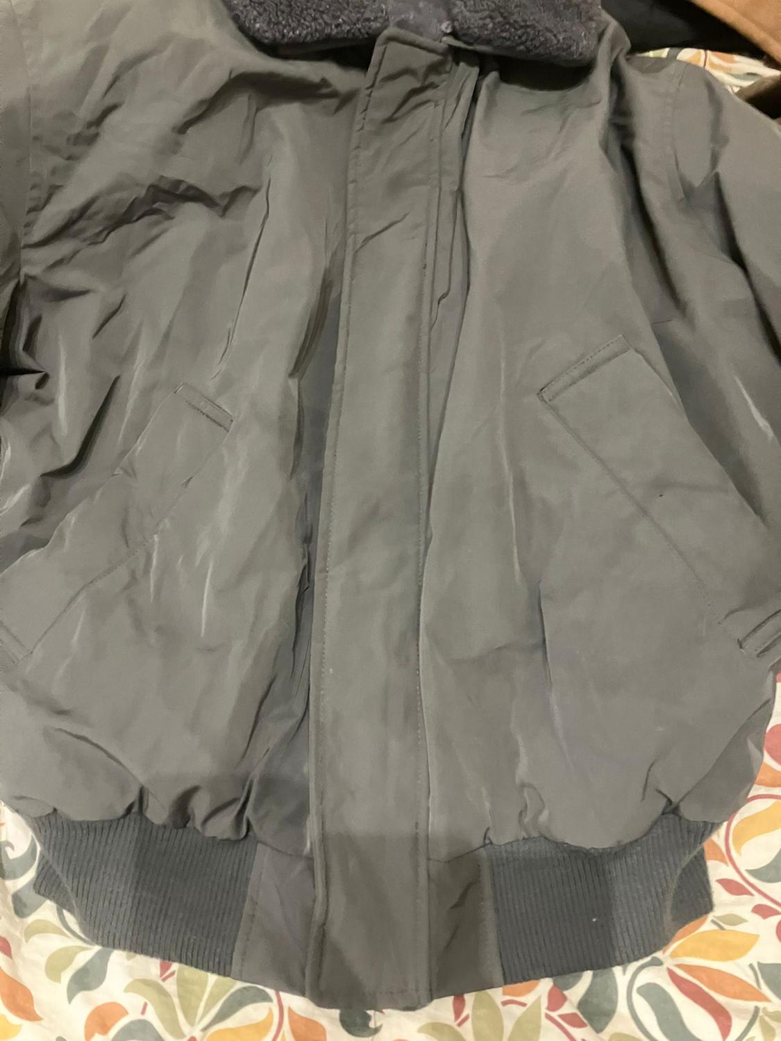 CONTRAST BOMBER JACKET - Image 3