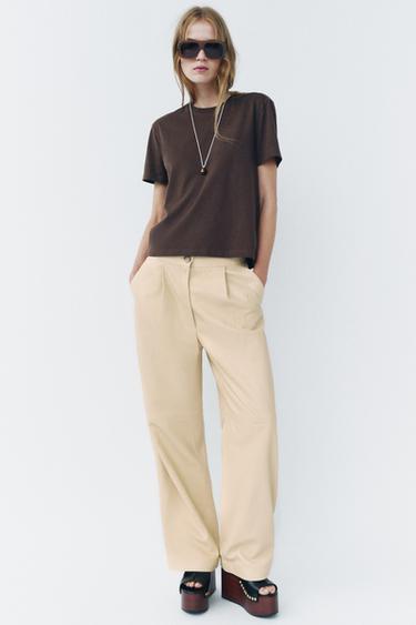 تيشرت قطني بيزك - بني الخاص بـ Zara