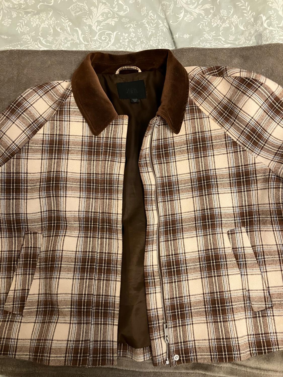 CHECKED CAPE JACKET - Image 4