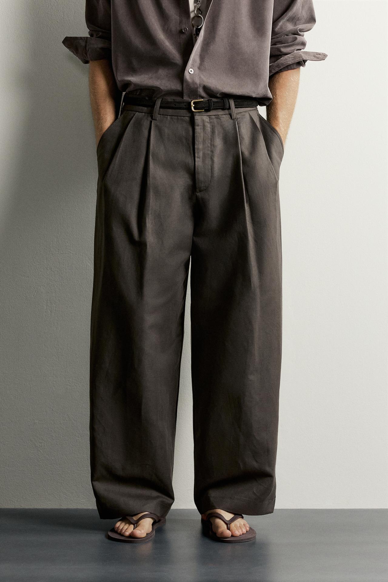 COTTON-LINEN PLEATED CHINO PANTS — Khaki