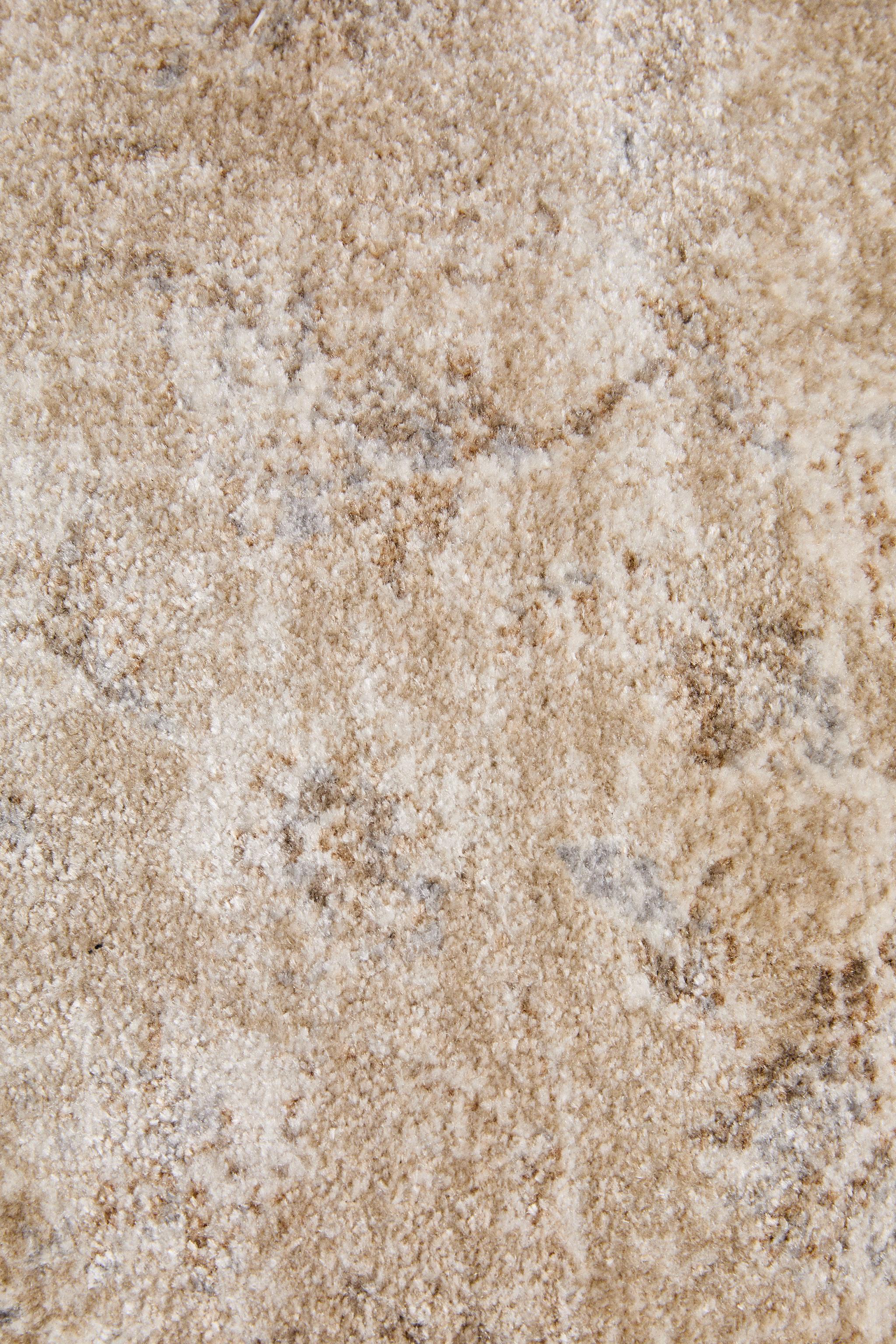 VINTAGE STYLE AREA RUG