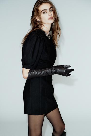 ROBE COURTE À MANCHES GLOBES - Noir de Zara - Image 4