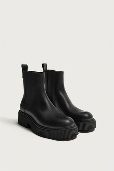 CHUNKY CHELSEA BOOTS — Black 2