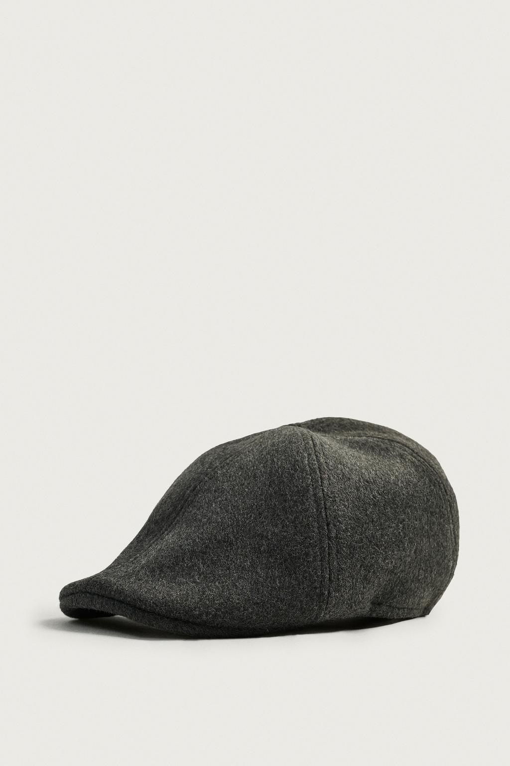 STRUCTURED CAP