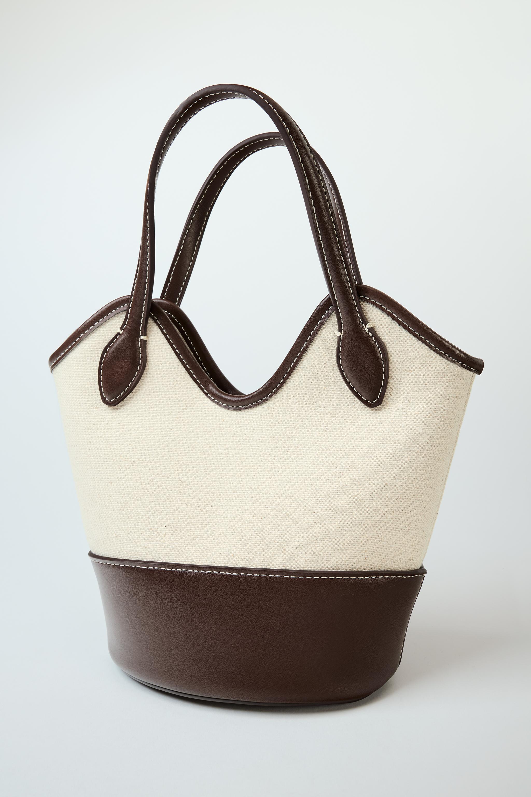 ZARA 人気バッグ♡ もはやアクセサリー感覚♡【ZARA】イチ押しのトレンドバッグはこれ