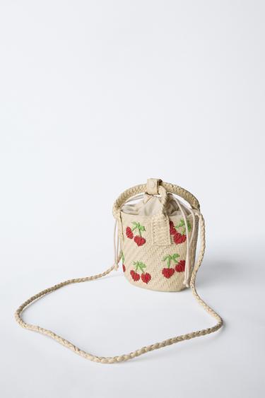 MINI SAC BANDOULIÈRE STYLE RAPHIA CERISES - Blanc écru de Zara - Image 1