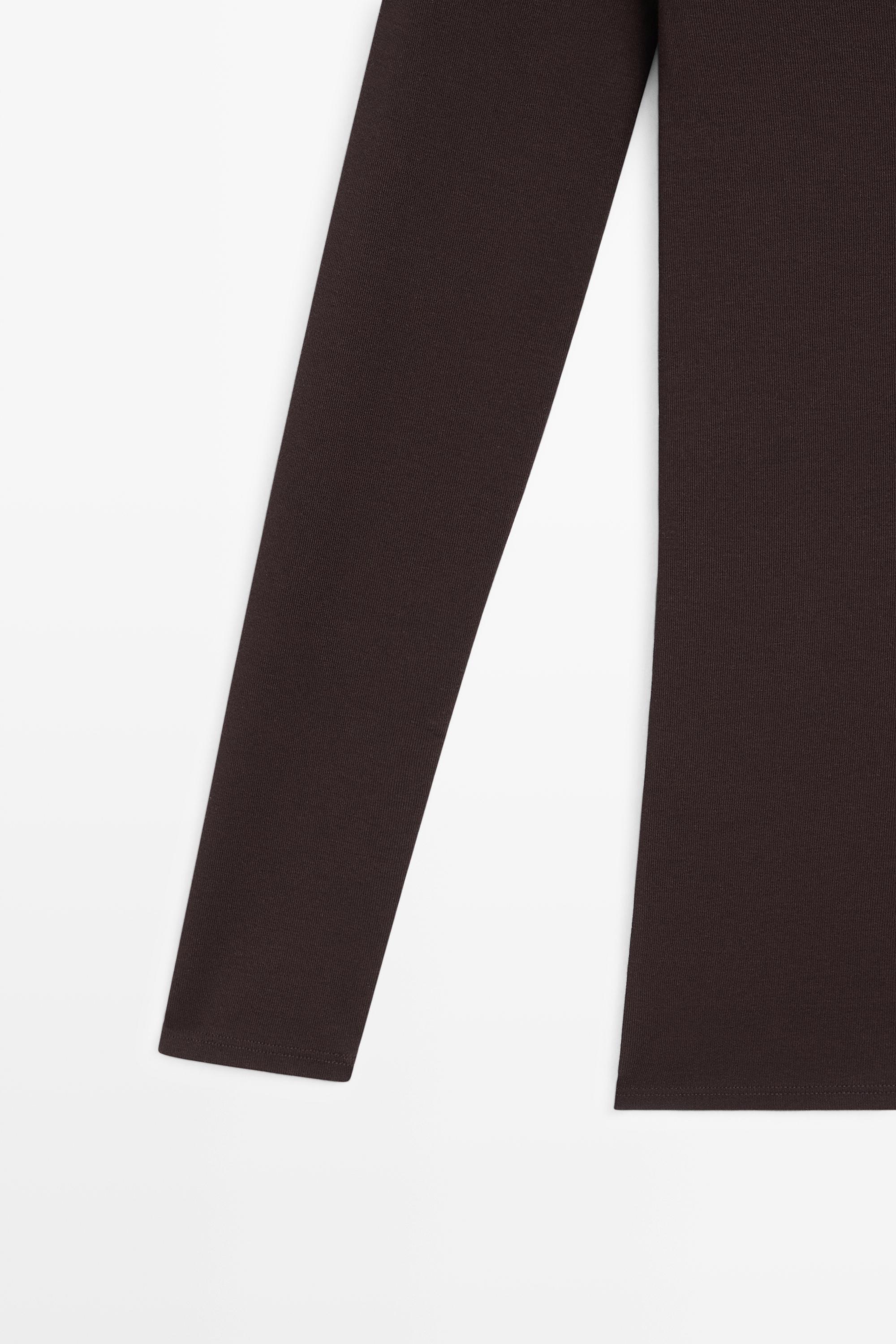 Stretch long sleeve top
