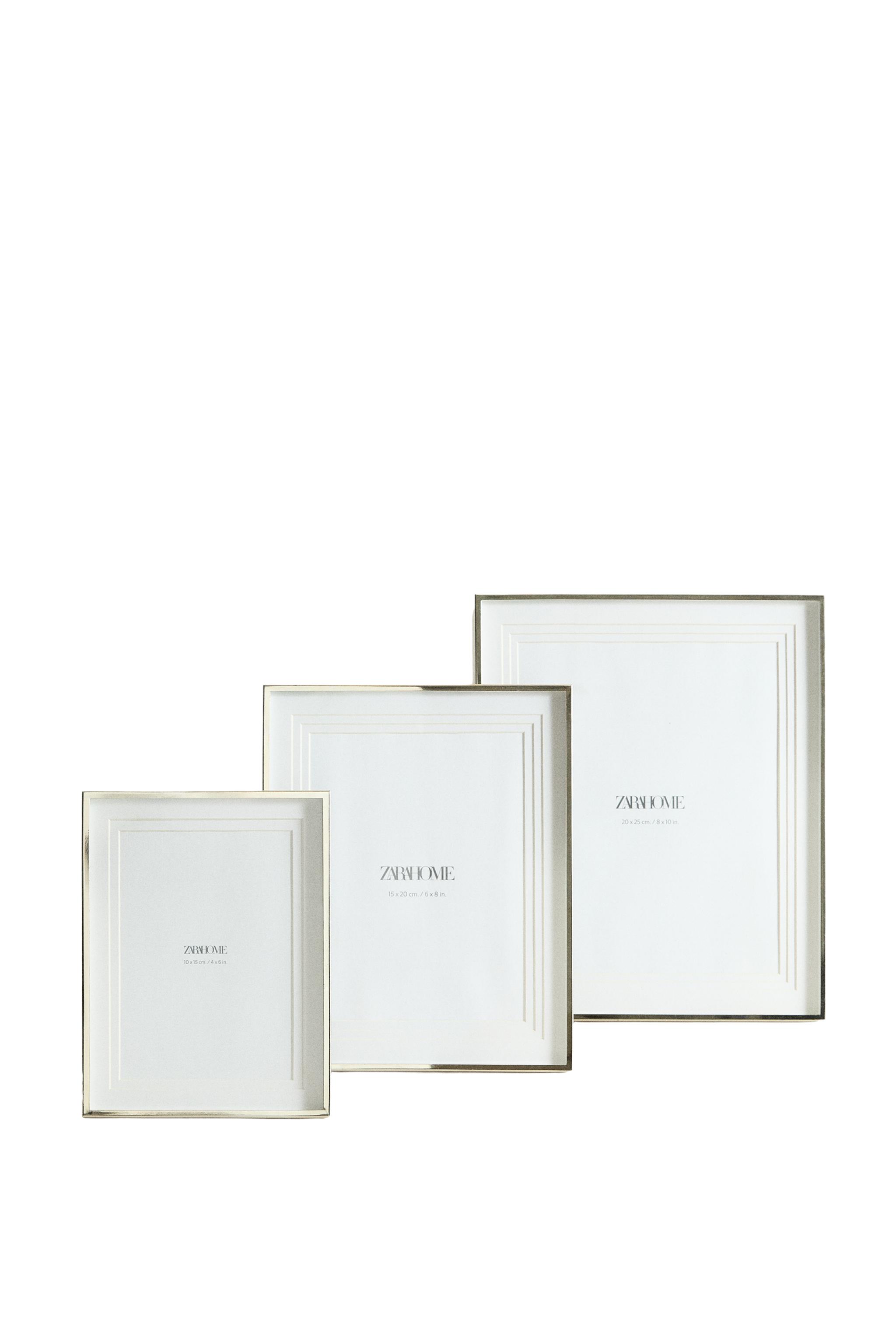 段差マットボード付きメタルフォトフレーム - シルバー | ZARA Japan