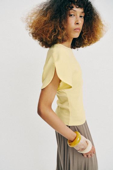 T-SHIRT À MANCHES BOUFFANTES - Jaune de Zara - Image 4