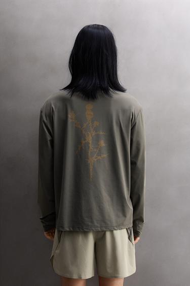 Zara GRAPHIC LONG SLEEVE RUNNING TECHNICAL T-SHIRT - Mid-gray