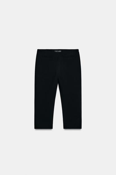 PANTALÓN CAPRI ABERTURAS - Negro de Zara