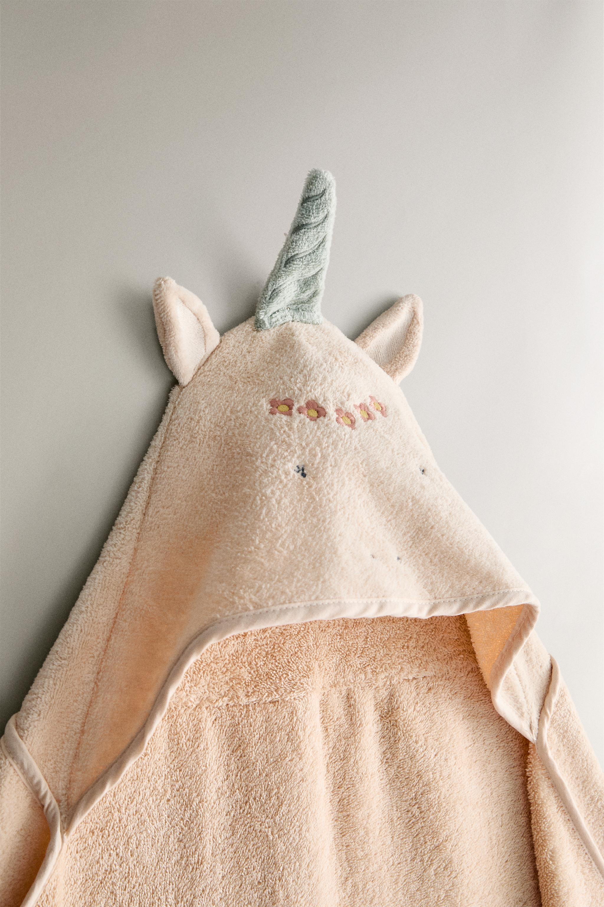 CHILDREN S VELOUR UNICORN BATH CAPE