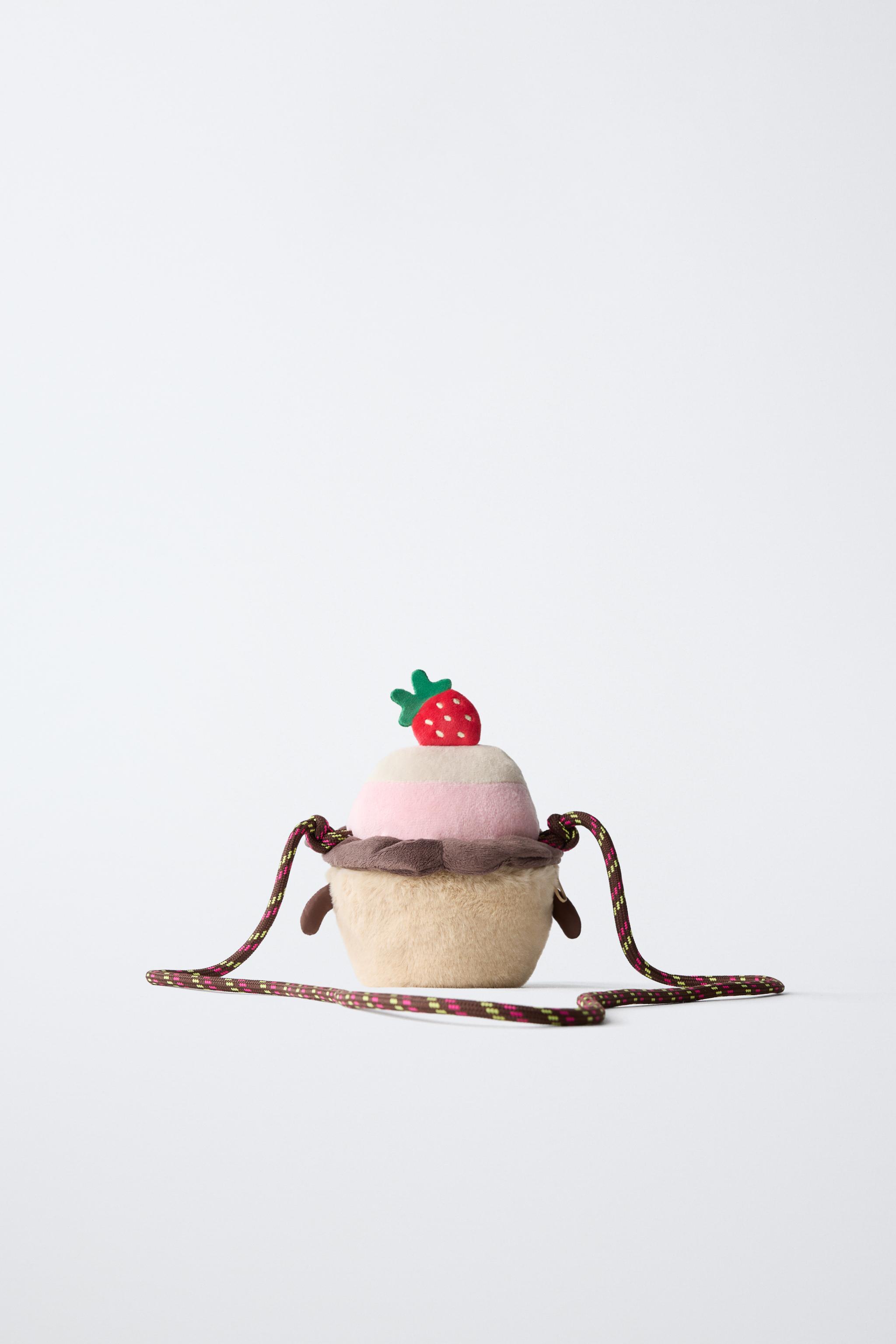 CAKE CROSSBODY BAG