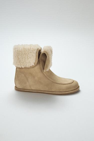 FLAT SPLIT SUEDE ANKLE BOOTS - Sand Brown by Zara