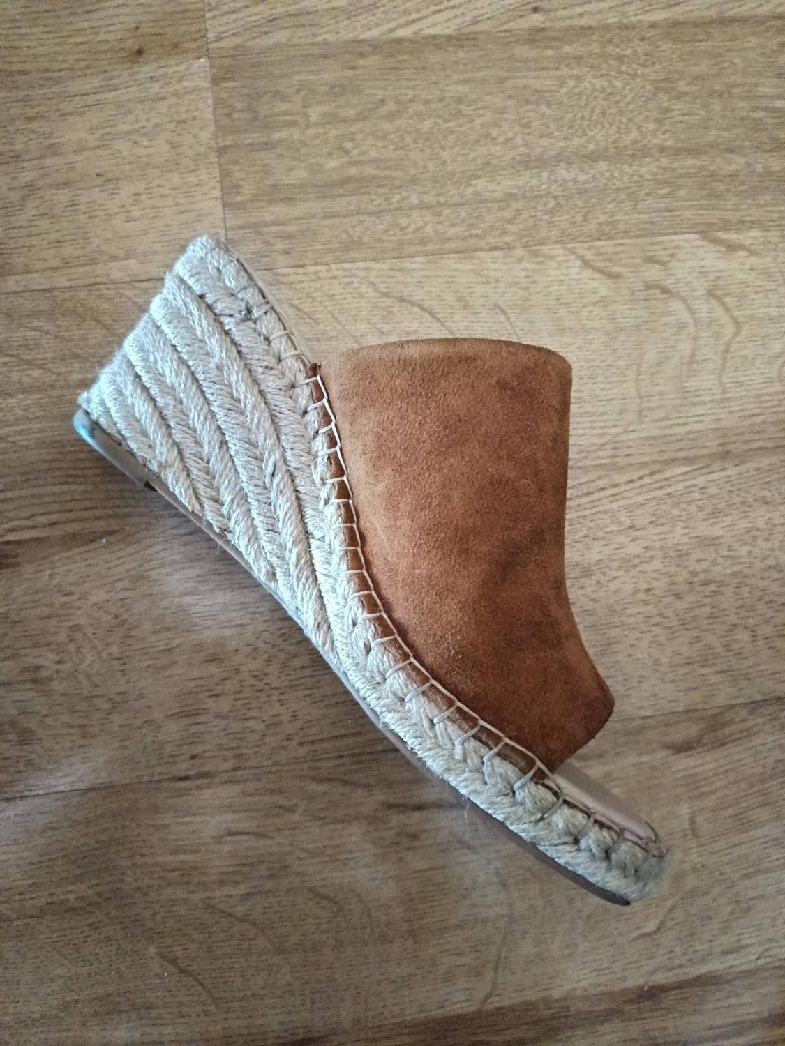 LEATHER WEDGES - Image 4