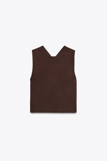 TOP PUNTO CUT OUT ESPALDA - Marrón de Zara