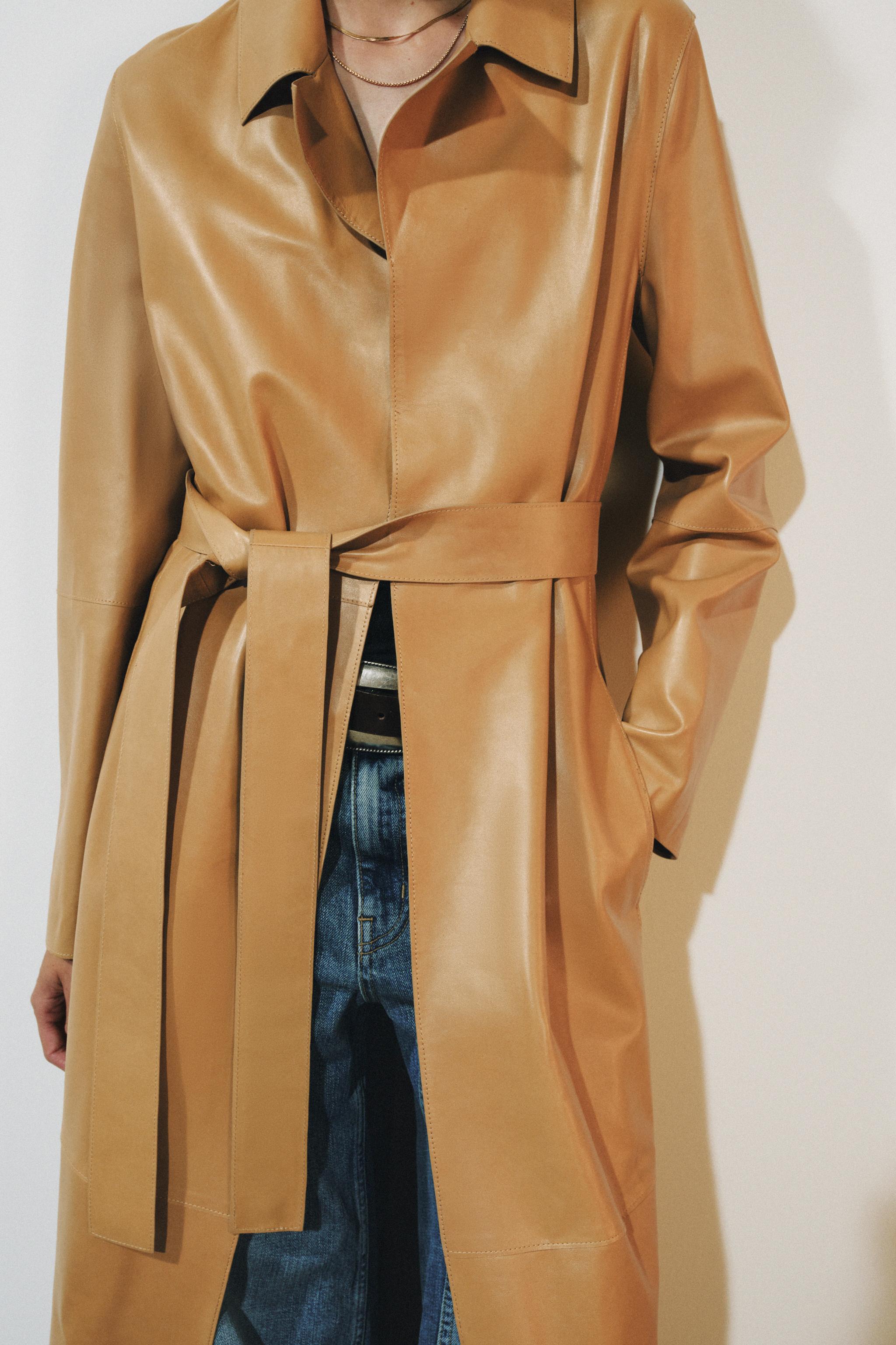 ZW COLLECTION 100% LEATHER BELTED COAT