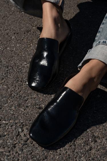 MOCASÍN EFECTO ACHAROLADO - Negro de Zara