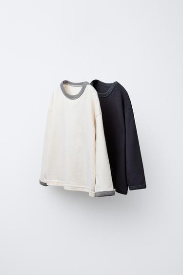 LOT DE DEUX T-SHIRTS À LISERÉS - Écru / Noir de Zara